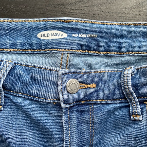 Ripped jeans - Picture 3 of 4